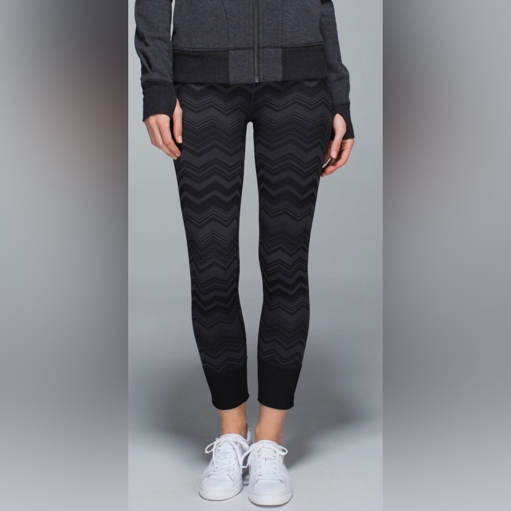 Lululemon Ebb to Street pant